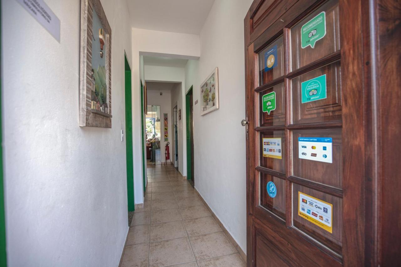 Hostel Casa Do Rio: Riverside Retreat Near Historic Center *